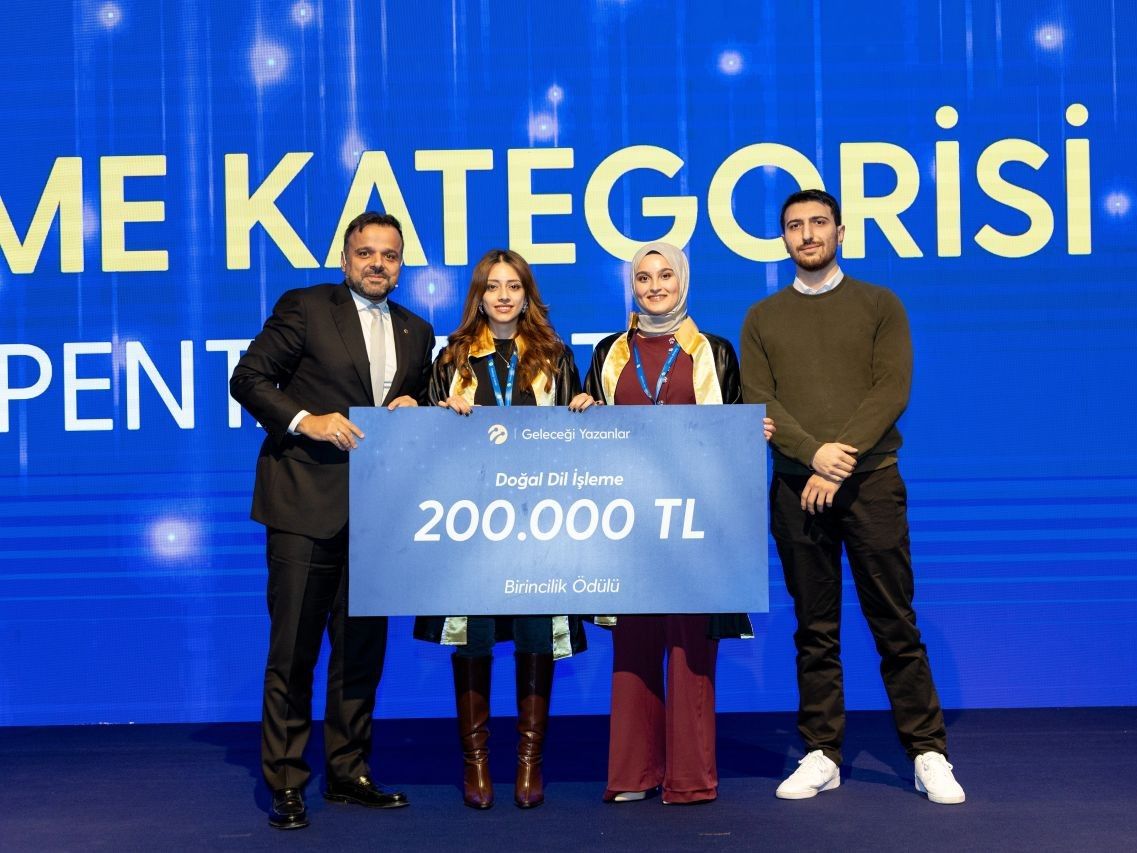 Turkcell Geleceği Yazan Kadınlar Yapay Zekâ Yarışması ödülü